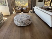 Round pullover ottoman